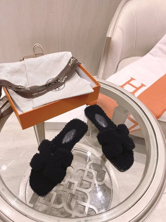 Hermes Shoe 